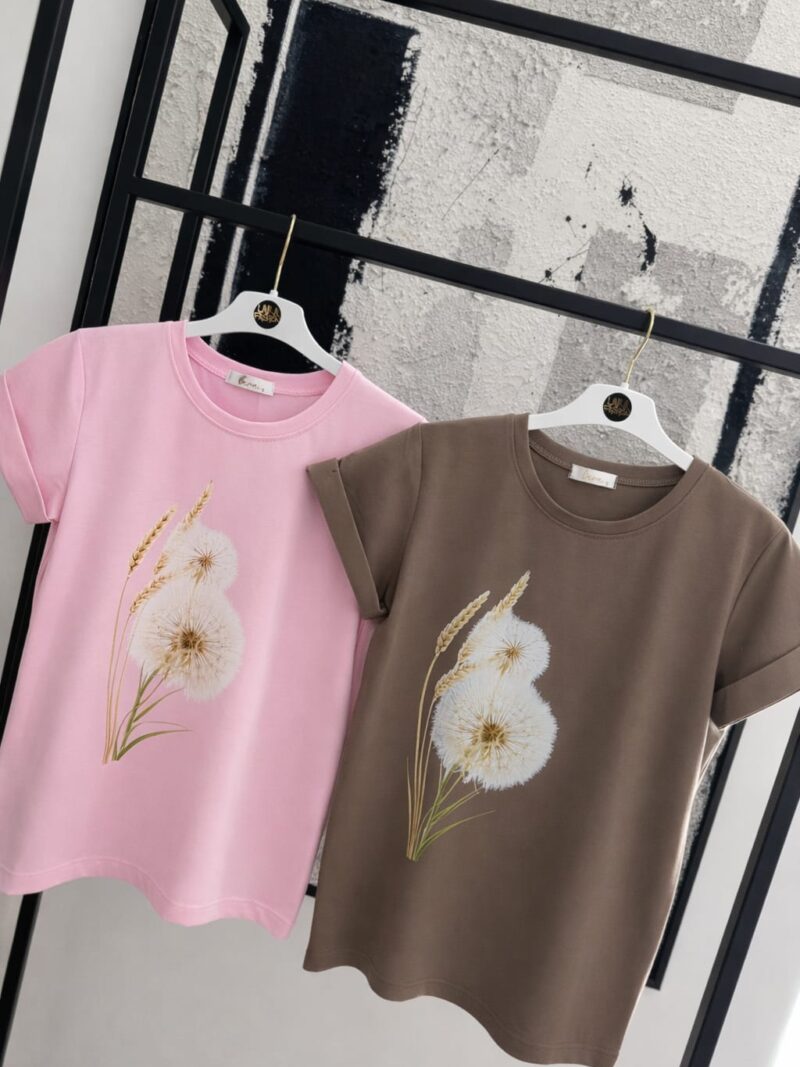 T-shirt damski bluzka Lara Fashion czekolada