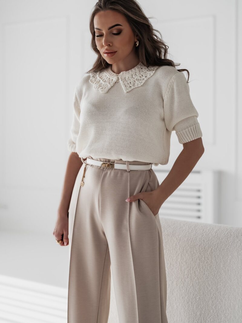 Sweter damski Pola z kołnierzykiem biały