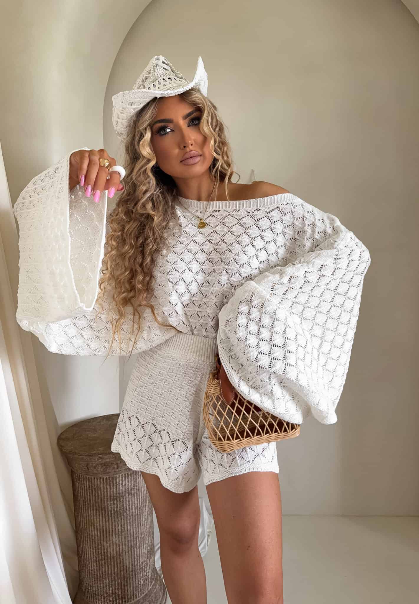 Sweter damski Grace By Me ażurowy ecru