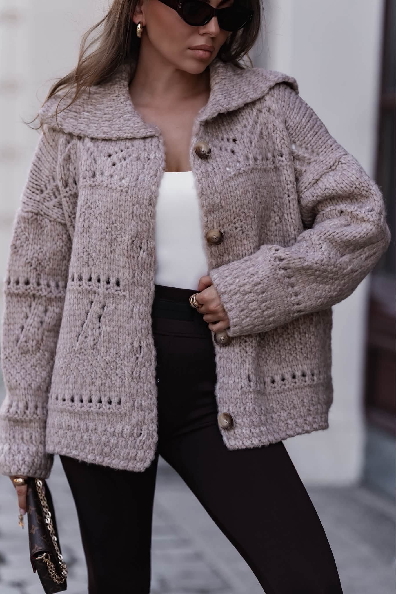 Sweter damski kardigan z kołnierzem luźny krój Polly - obrazek 10