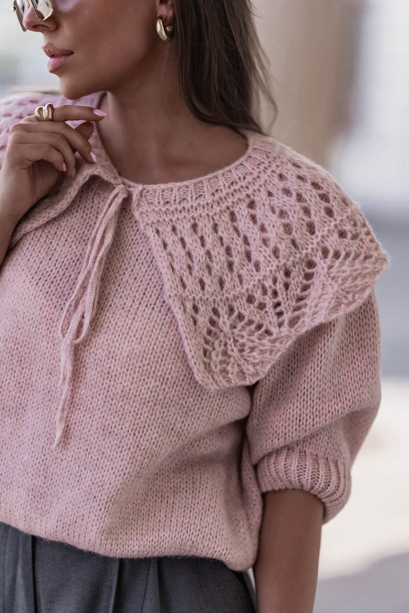 Sweter damski z kołnierzykiem Pola - obrazek 4