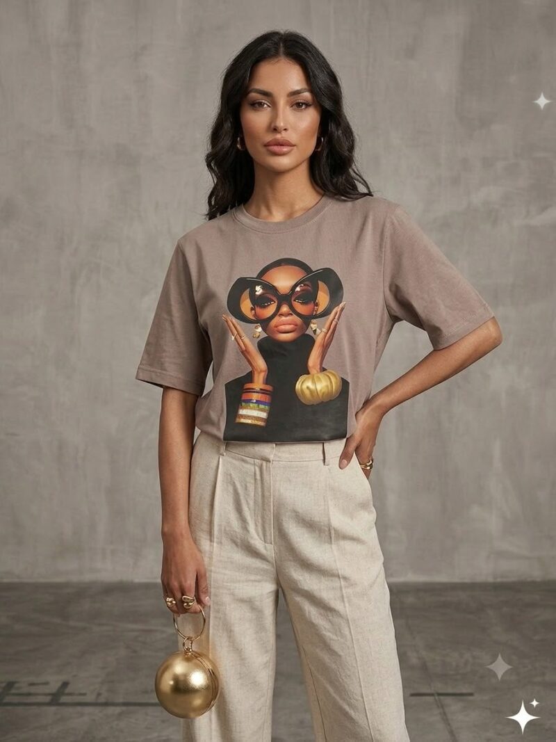 Bluzka t-shirt Modern Icon Lara Fashion fango beż