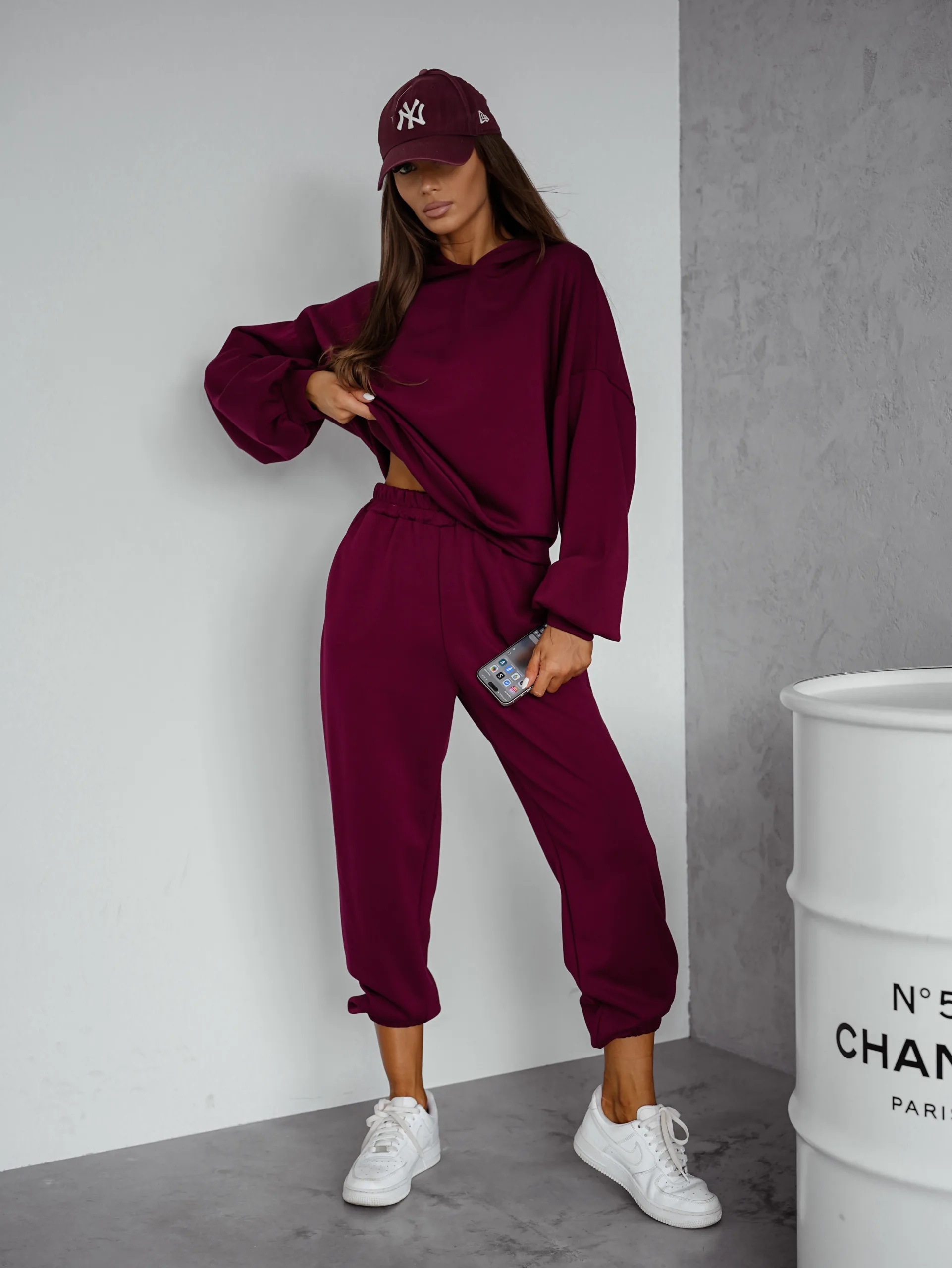 Komplet damski masełkowy basic bluza spodnie Maslove bordo - obrazek 2