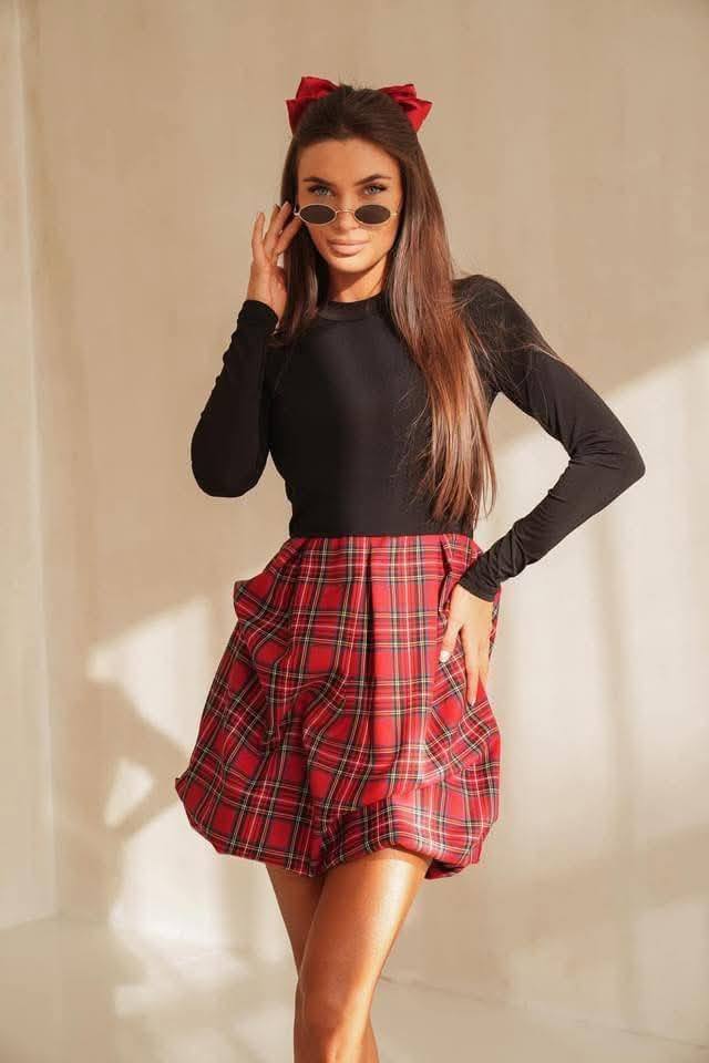 Sukienka damska bombka w kratę czerwona tartan świąteczna balonowa - obrazek 3